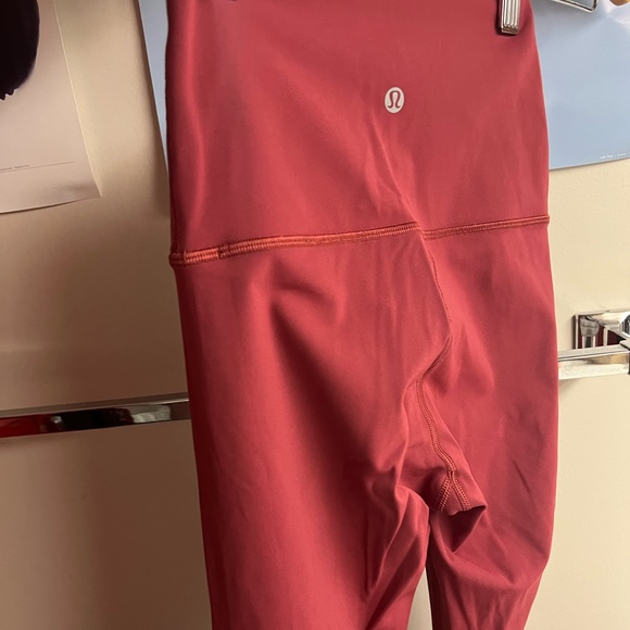 LULULEMON WUNDER UNDER LEGGINGS - Picture 2 of 4